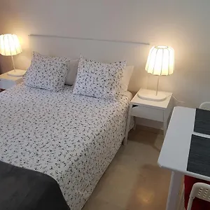 Fan Flat Mariscal Apartment